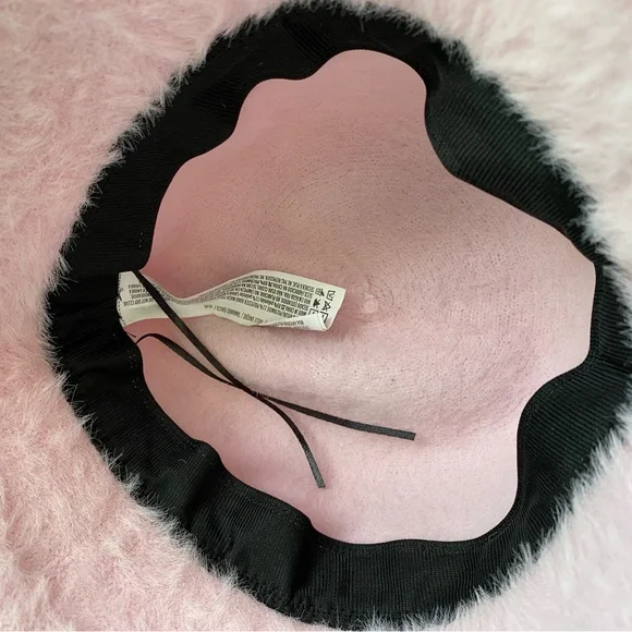 Forever 21 New Baby Pink Fuzzy Knit Bucket Hat NWT - Picture 7 of 7